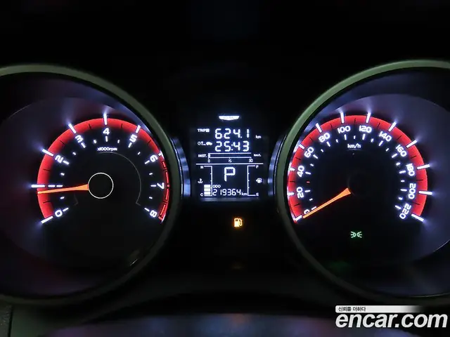 SsangYong TIBOLI 2015 1.6 автомат (гидро), миниатюра 8