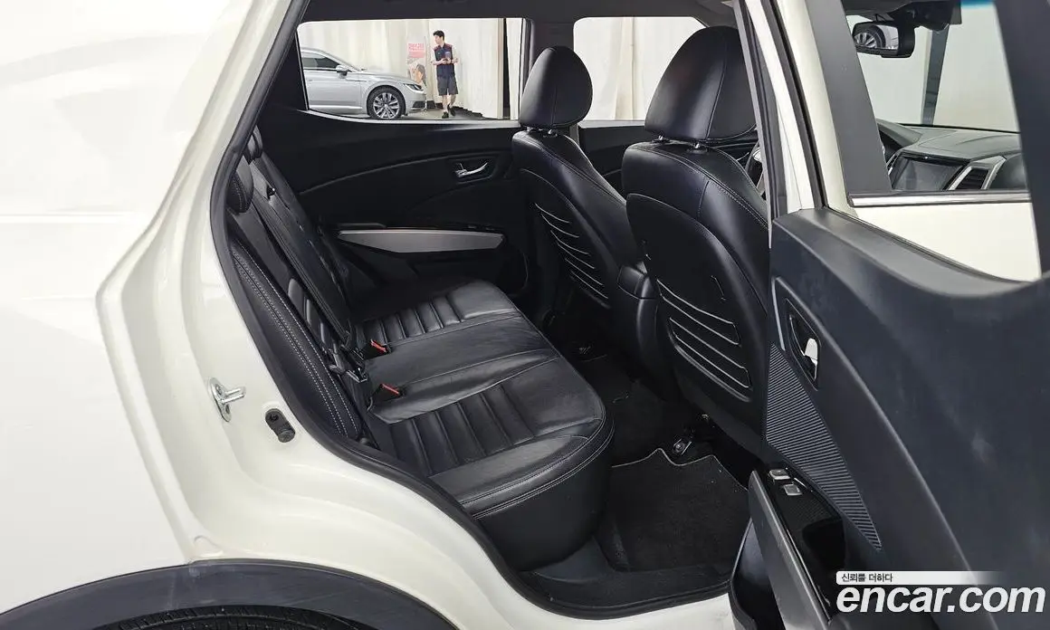 SsangYong TIBOLI 2015 1.6 автомат (гидро), фото 18