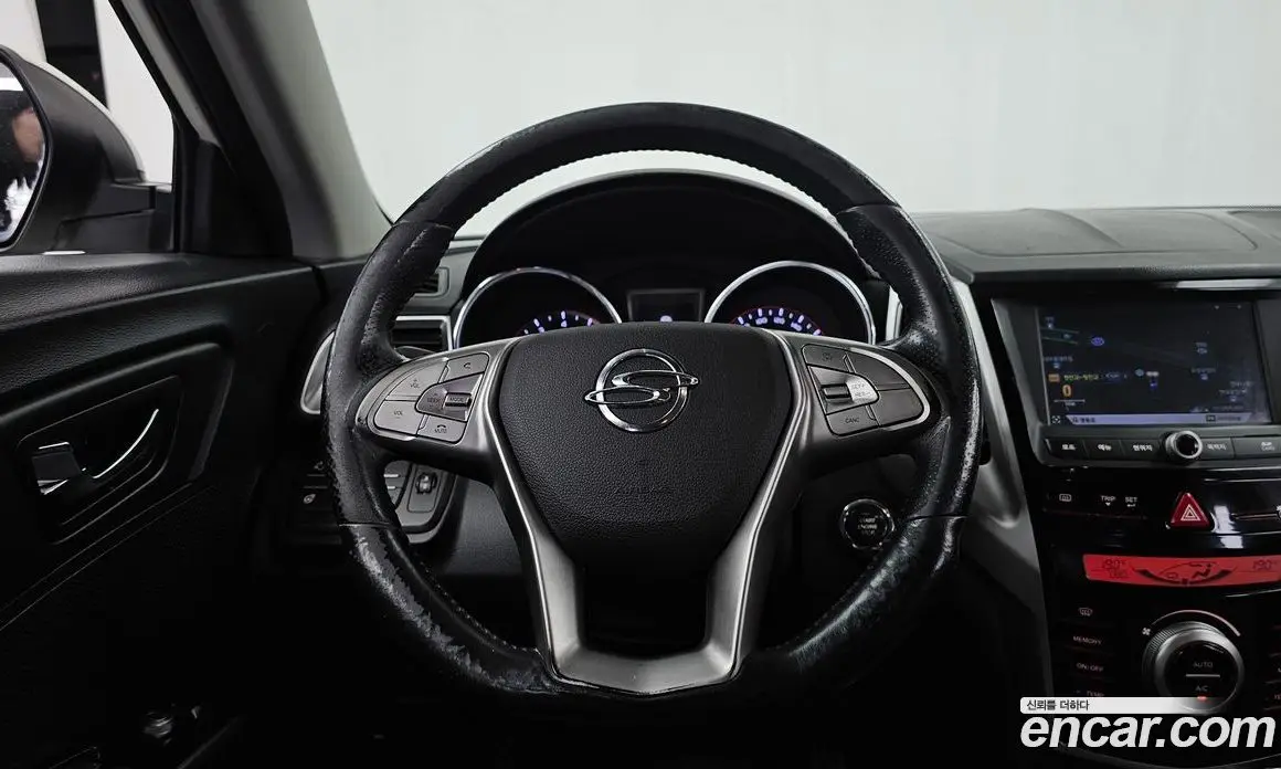 SsangYong TIBOLI 2015 1.6 автомат (гидро), фото 19