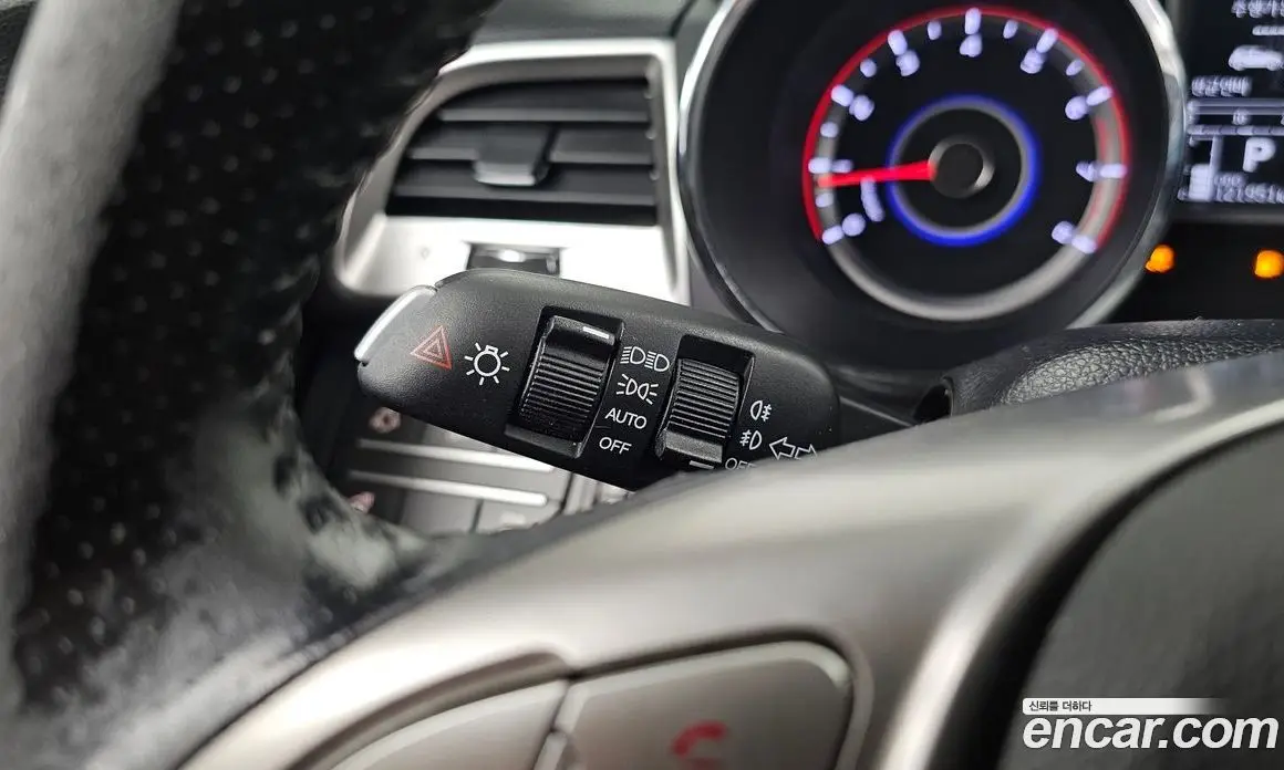 SsangYong TIBOLI 2015 1.6 автомат (гидро), фото 27
