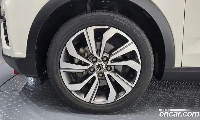 SsangYong TIBOLI 2020 1.5 автомат (гидро), миниатюра 5