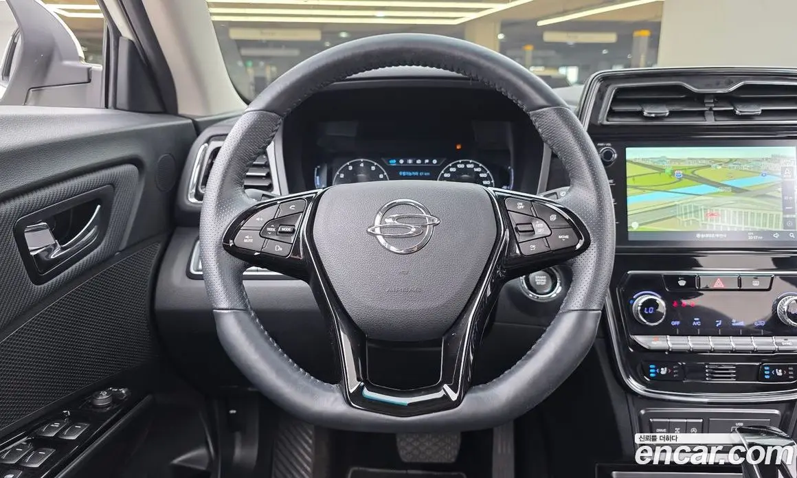 SsangYong TIBOLI 2021 1.5 автомат (гидро), фото 13