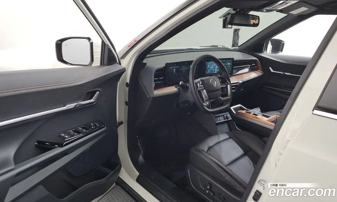 SsangYong Torres 2024 1.5 автомат (гидро), фото 12