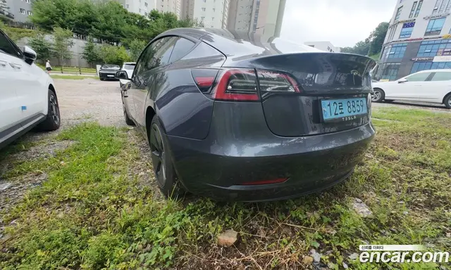 Tesla Model 3 2021 автомат (гидро), миниатюра 2
