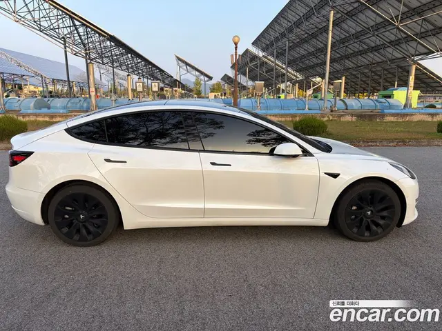 Tesla Model 3 2022 автомат (гидро), миниатюра 5
