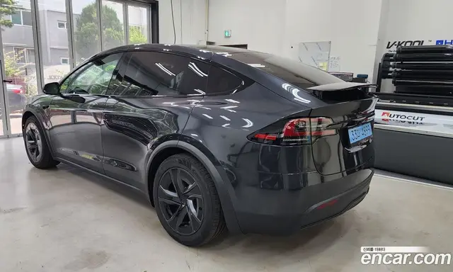 Tesla Model X 2026 автомат (гидро), миниатюра 3