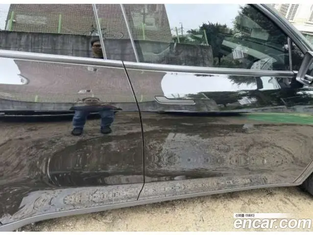 Tesla Model Y 2026 автомат (гидро), миниатюра 9