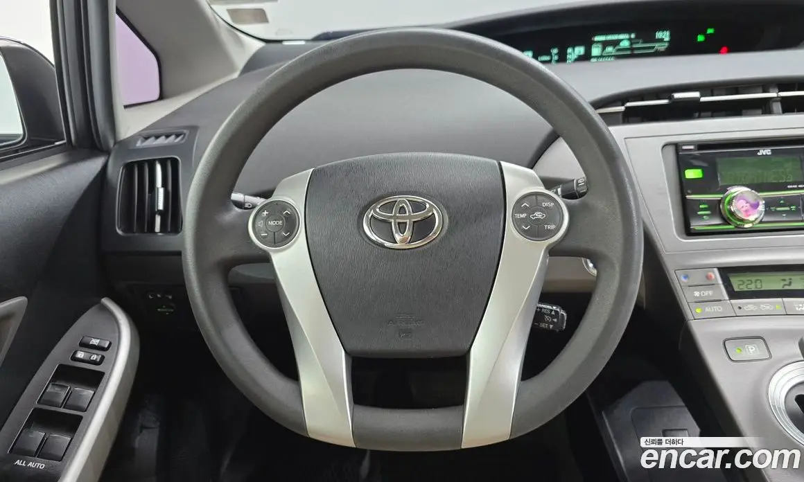 Toyota Prius 2013 1.8 автомат (гидро), фото 13