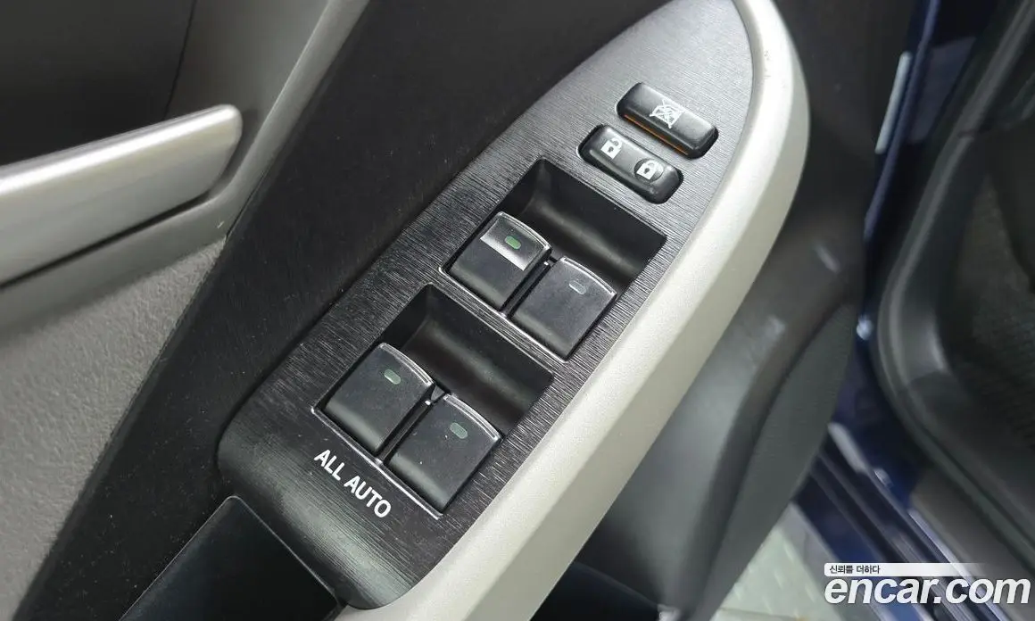 Toyota Prius 2013 1.8 автомат (гидро), фото 14