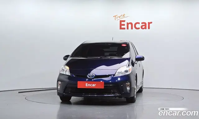 Toyota Prius 2013 1.8 автомат (гидро), миниатюра 3