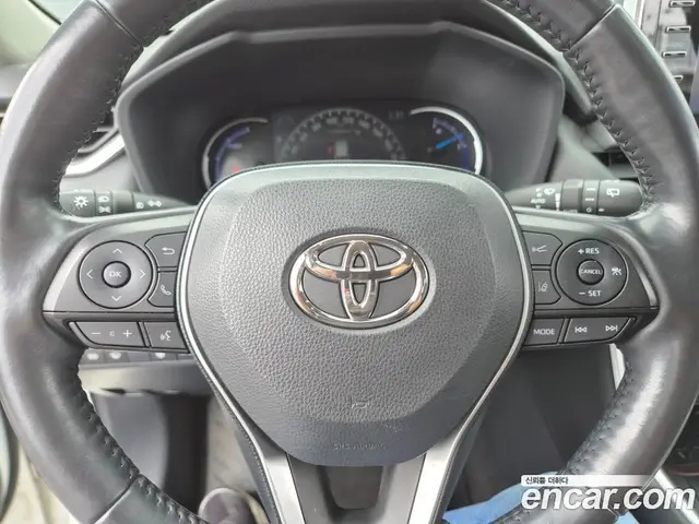 Toyota RAV4 2019 2.5 автомат (гидро), миниатюра 12