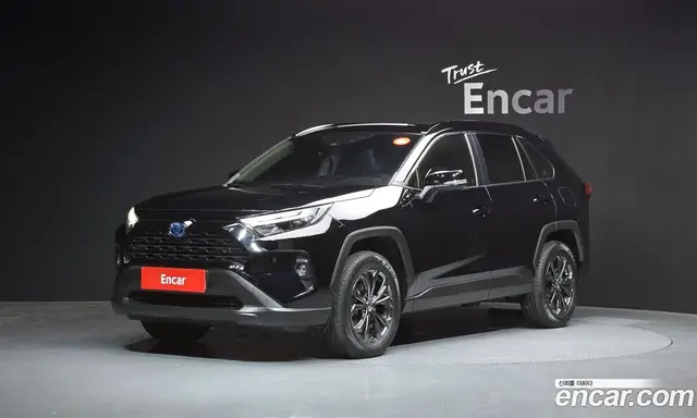 Toyota RAV4, 2024, 22 751 км