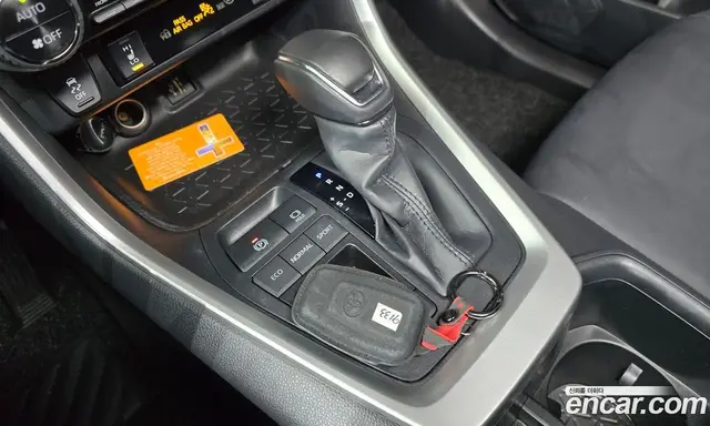 Toyota RAV4 2024 2.5 автомат (гидро), миниатюра 12