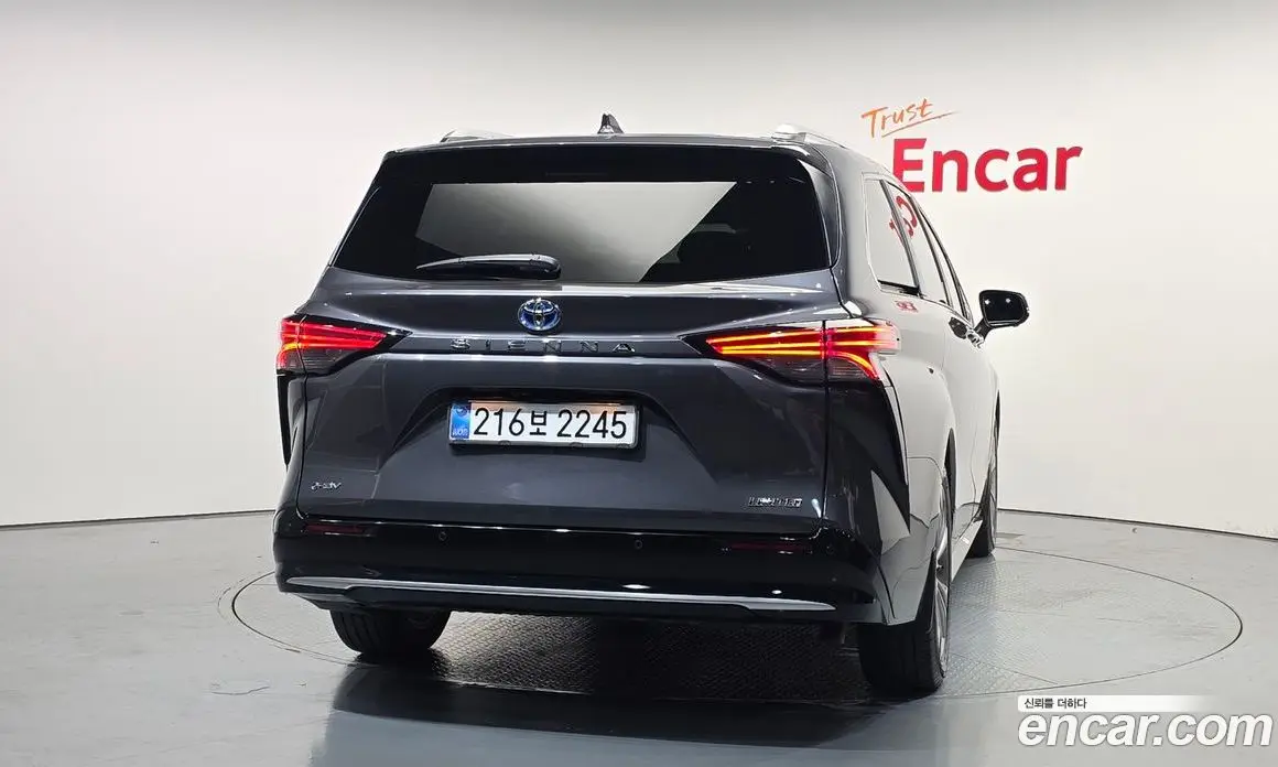 Toyota Sienna 2025 2.5 автомат (гидро), фото 4
