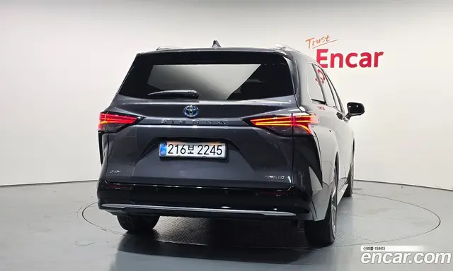 Toyota Sienna 2025 2.5 автомат (гидро), миниатюра 4