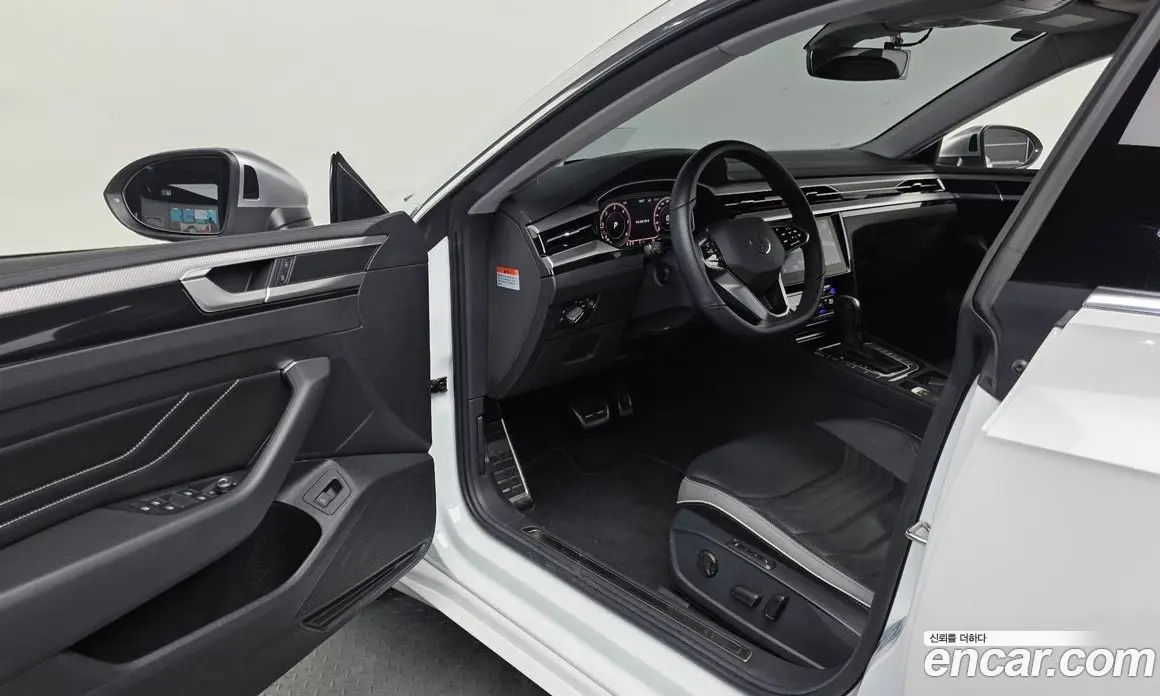 Volkswagen Arteon 2023 2.0 автомат (гидро), фото 12