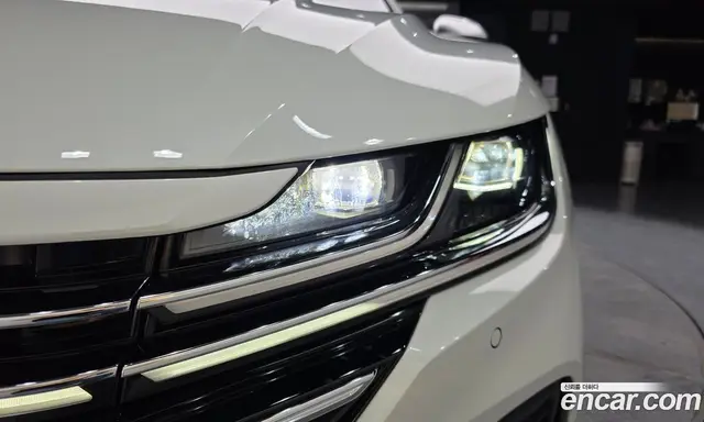Volkswagen Arteon 2023 2.0 автомат (гидро), миниатюра 7