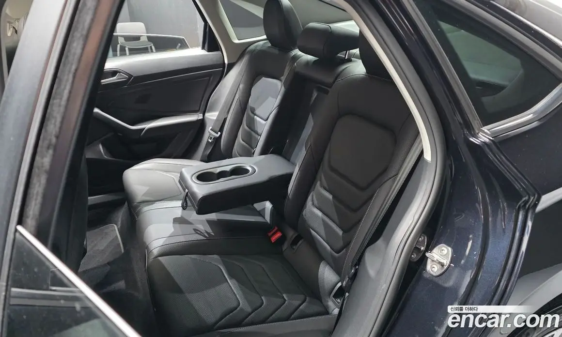 Volkswagen Jetta 2021 1.4 автомат (гидро), фото 18