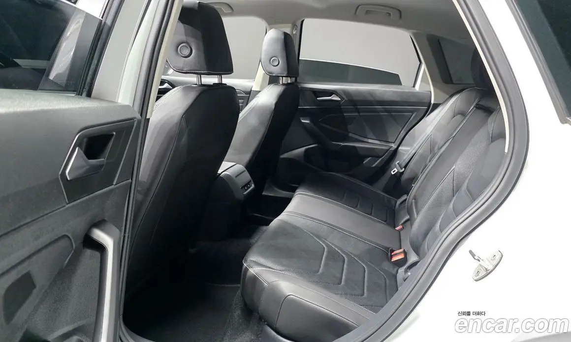 Volkswagen Jetta 2023 1.5 автомат (гидро), фото 12