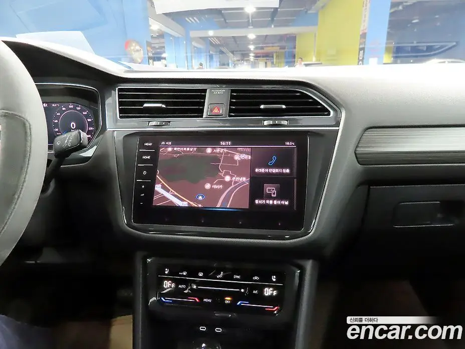 Volkswagen Tiguan 2023 2.0 автомат (гидро), фото 13