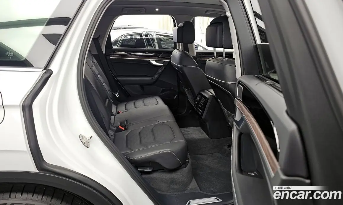 Volkswagen Touareg 2025 3.0 автомат (гидро), фото 12 Volkswagen Touareg 2025 3.0 автомат (гидро), фото 12
