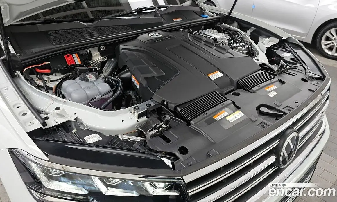 Volkswagen Touareg 2025 3.0 автомат (гидро), фото 6 Volkswagen Touareg 2025 3.0 автомат (гидро), фото 6