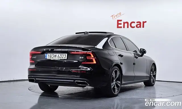 Volvo S60 2020 2.0 автомат (гидро), миниатюра 2