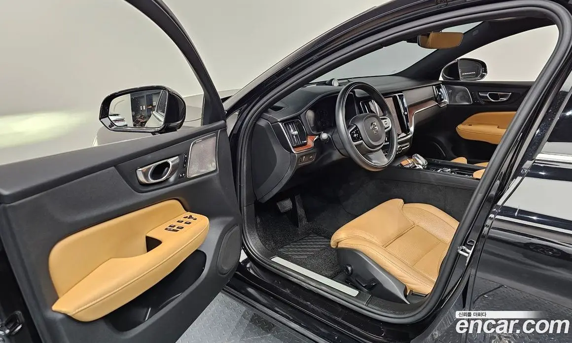 Volvo S60 2020 2.0 автомат (гидро), фото 10