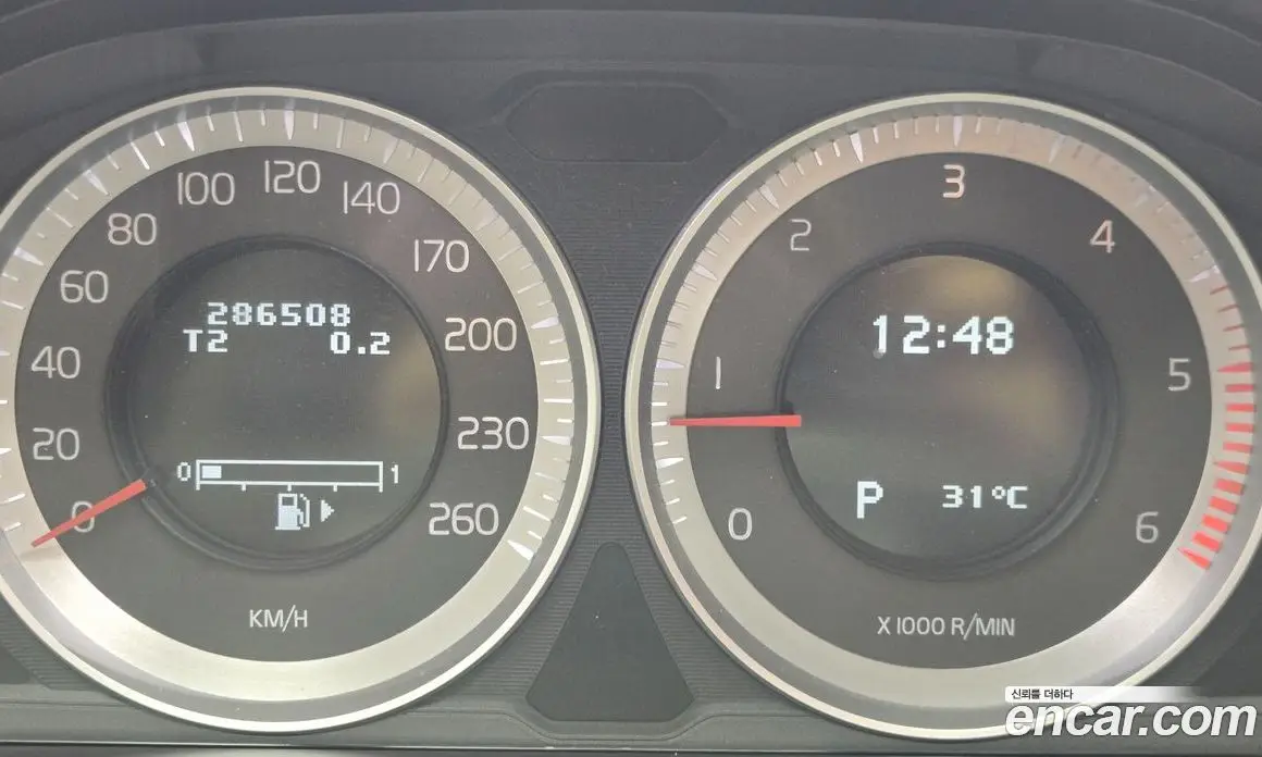 Volvo XC60 2011 2.4 автомат (гидро), фото 14