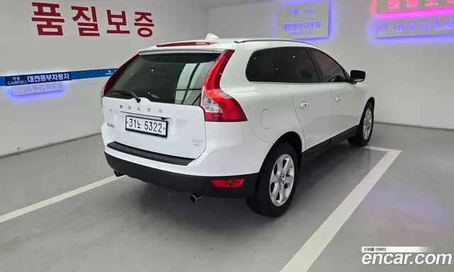 Volvo XC60 2011 2.4 автомат (гидро), миниатюра 5