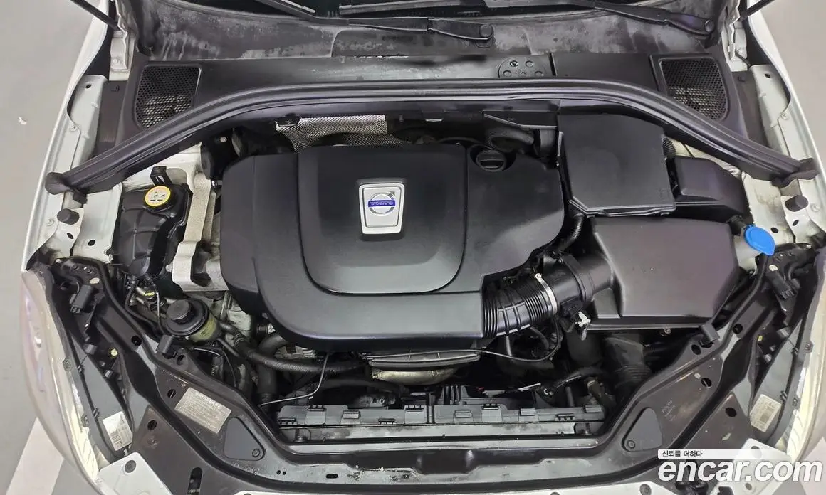 Volvo XC60 2011 2.4 автомат (гидро), фото 10