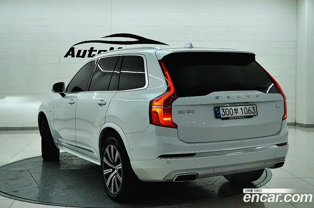 Volvo XC90 2021 2.0 автомат (гидро), миниатюра 3