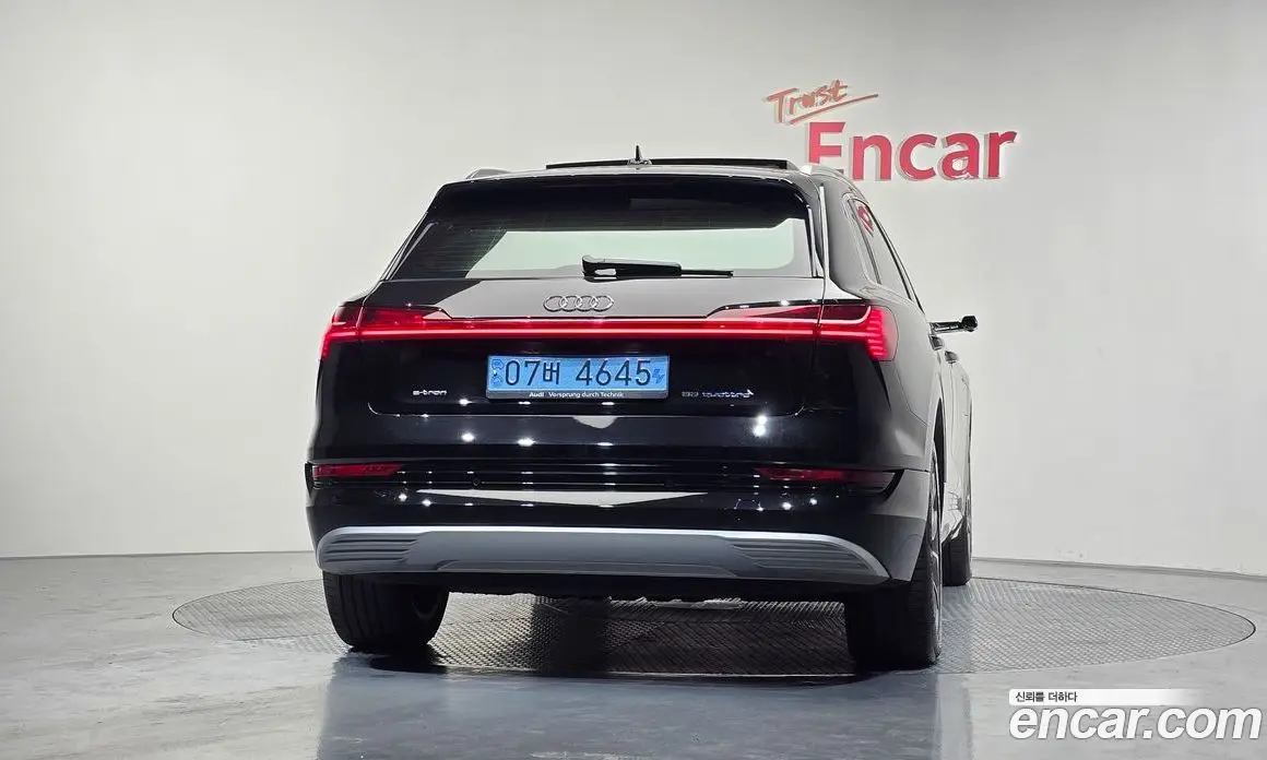 Audi e-tron 2021 0.2 автомат (гидро), фото 4
