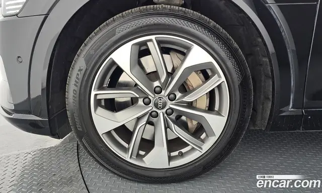 Audi e-tron 2021 0.2 автомат (гидро), миниатюра 5