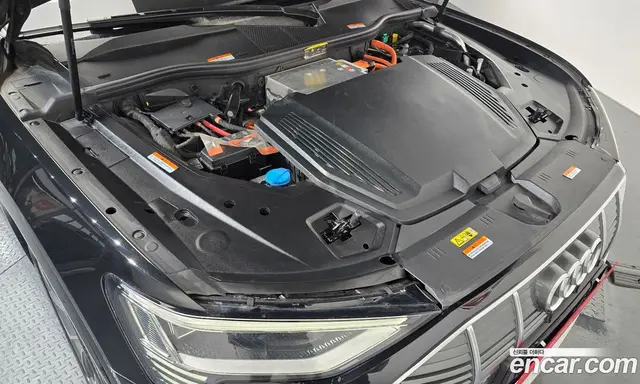 Audi e-tron 2021 0.2 автомат (гидро), миниатюра 6
