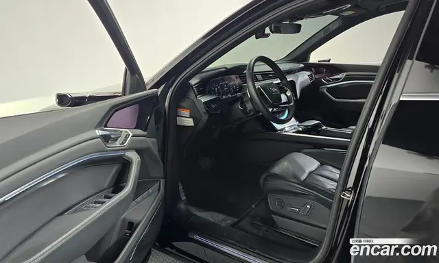 Audi e-tron 2021 0.2 автомат (гидро), миниатюра 10