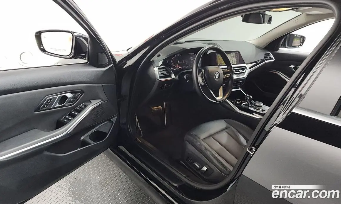 BMW 3 серия 2019 2.0 автомат (гидро), фото 13