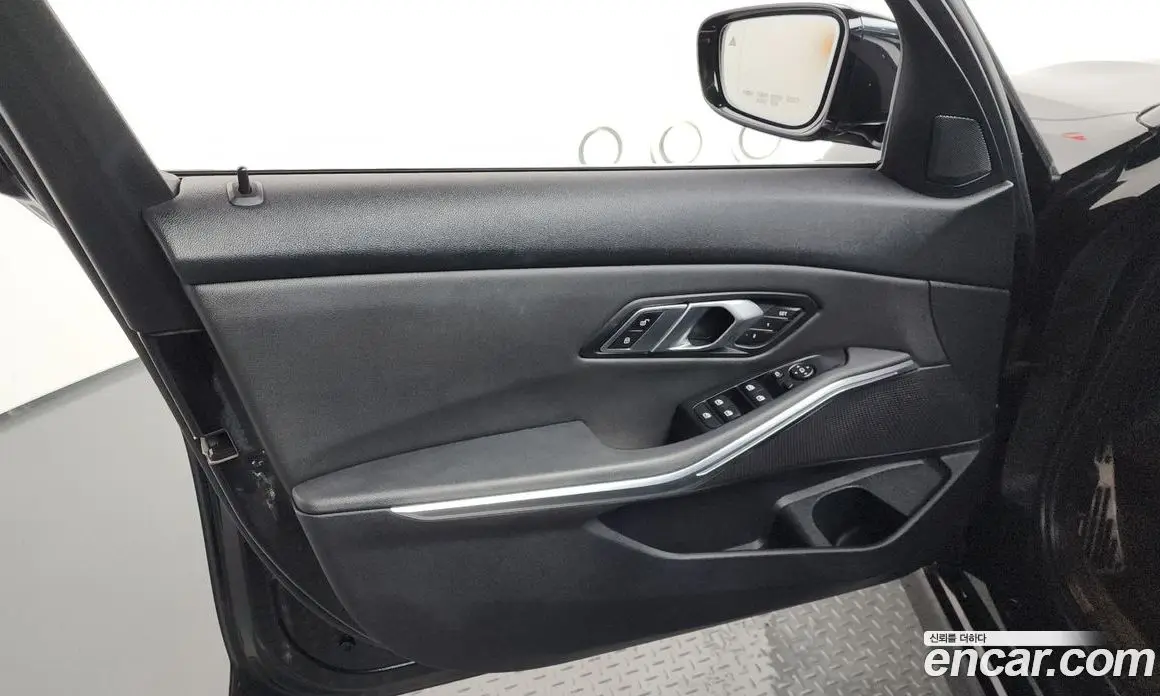 BMW 3 серия 2019 2.0 автомат (гидро), фото 14