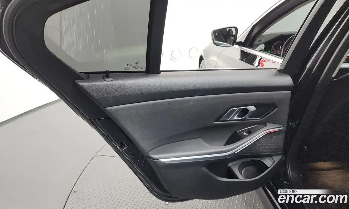 BMW 3 серия 2019 2.0 автомат (гидро), фото 15