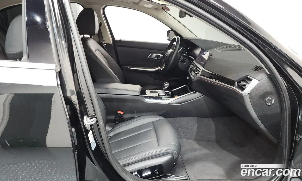BMW 3 серия 2019 2.0 автомат (гидро), фото 16