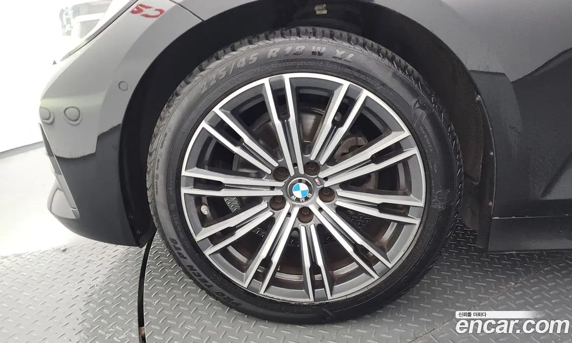 BMW 3 серия 2019 2.0 автомат (гидро), фото 5