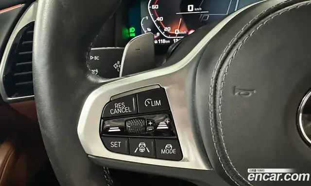 BMW 8 серия 2024 4.4 автомат (гидро), миниатюра 12