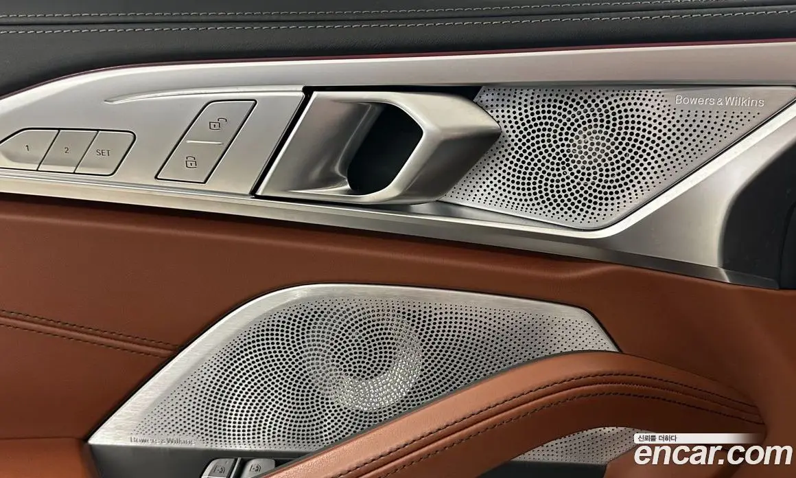 BMW 8 серия 2024 4.4 автомат (гидро), фото 19