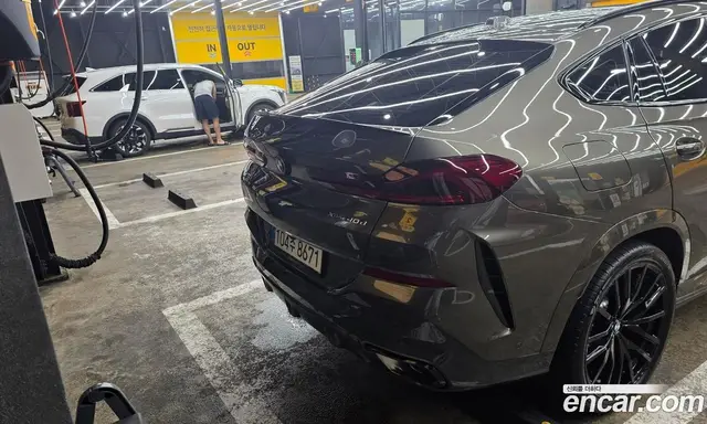 BMW X6 2025 3.0 автомат (гидро), миниатюра 2