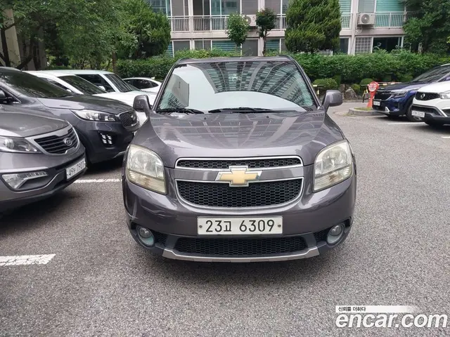 Chevrolet Orlando 2011 2.0 автомат (гидро), миниатюра 3