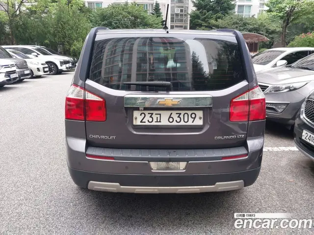 Chevrolet Orlando 2011 2.0 автомат (гидро), миниатюра 4