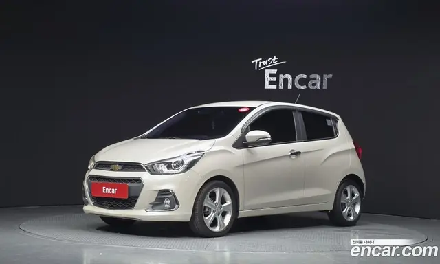 Chevrolet Spark 2015 1.0 автомат (гидро), миниатюра 1