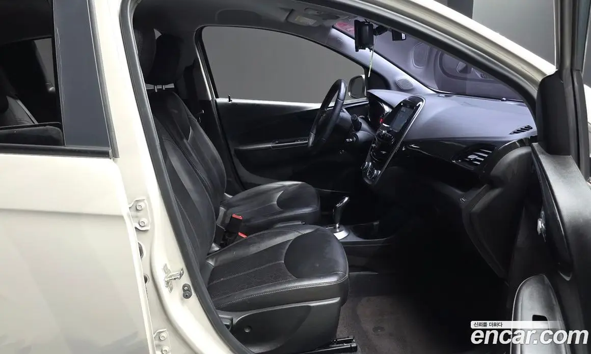 Chevrolet Spark 2015 1.0 автомат (гидро), фото 16
