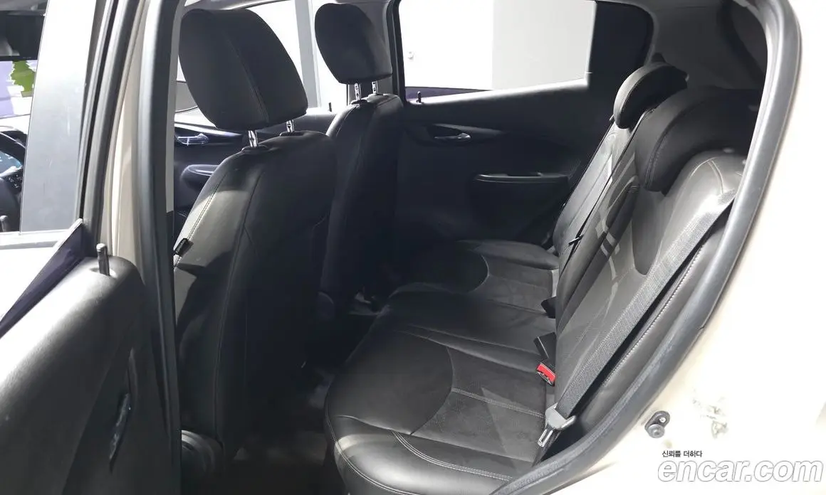 Chevrolet Spark 2015 1.0 автомат (гидро), фото 17