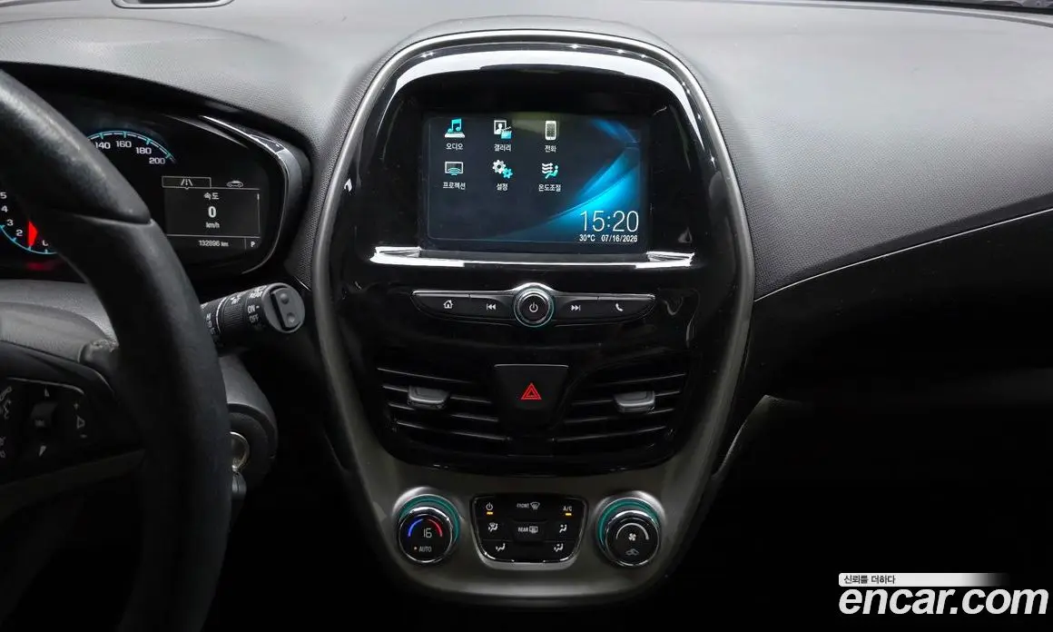 Chevrolet Spark 2015 1.0 автомат (гидро), фото 20
